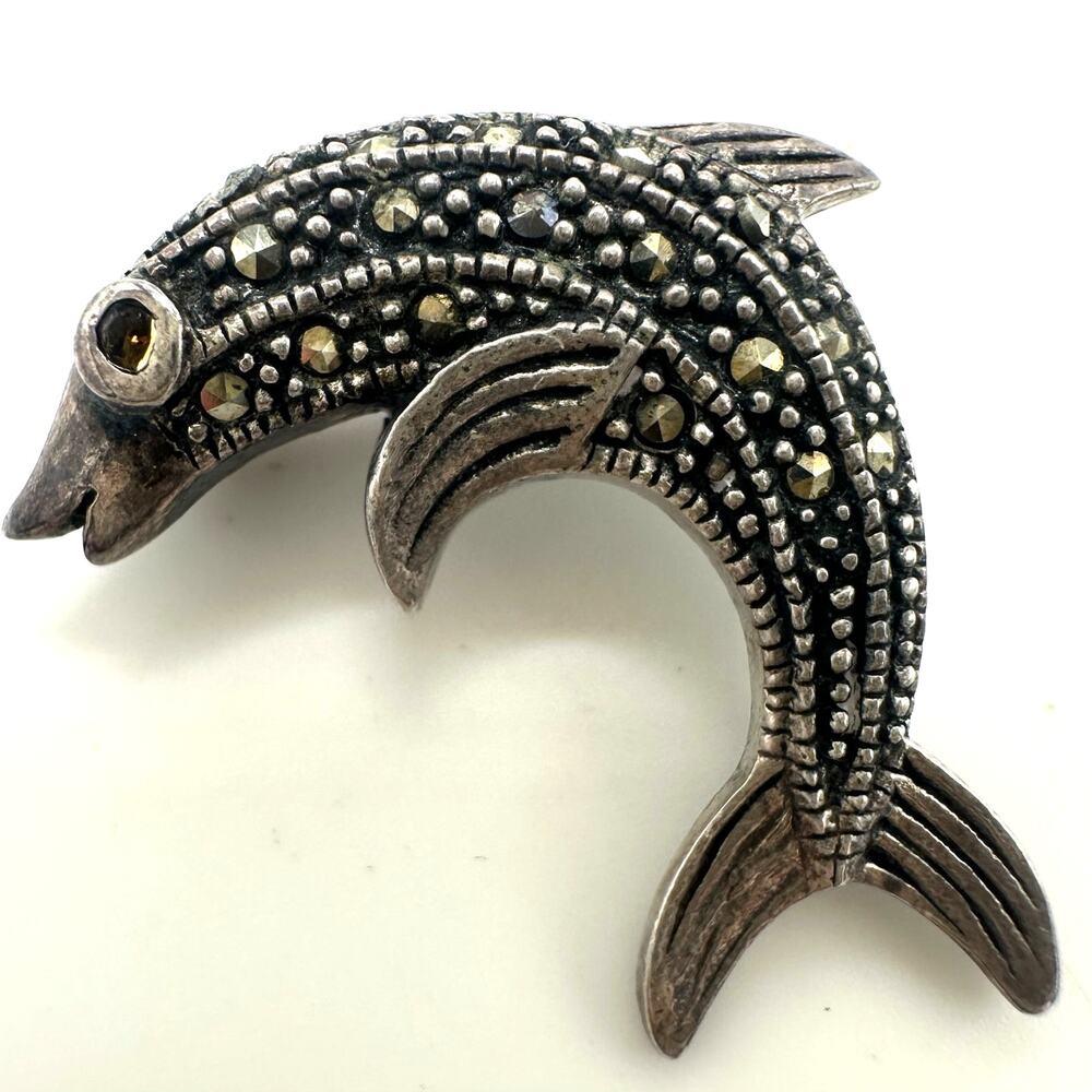 Vintage 925 sterling silver genuine marcasite dainty dolphin figural pin brooch